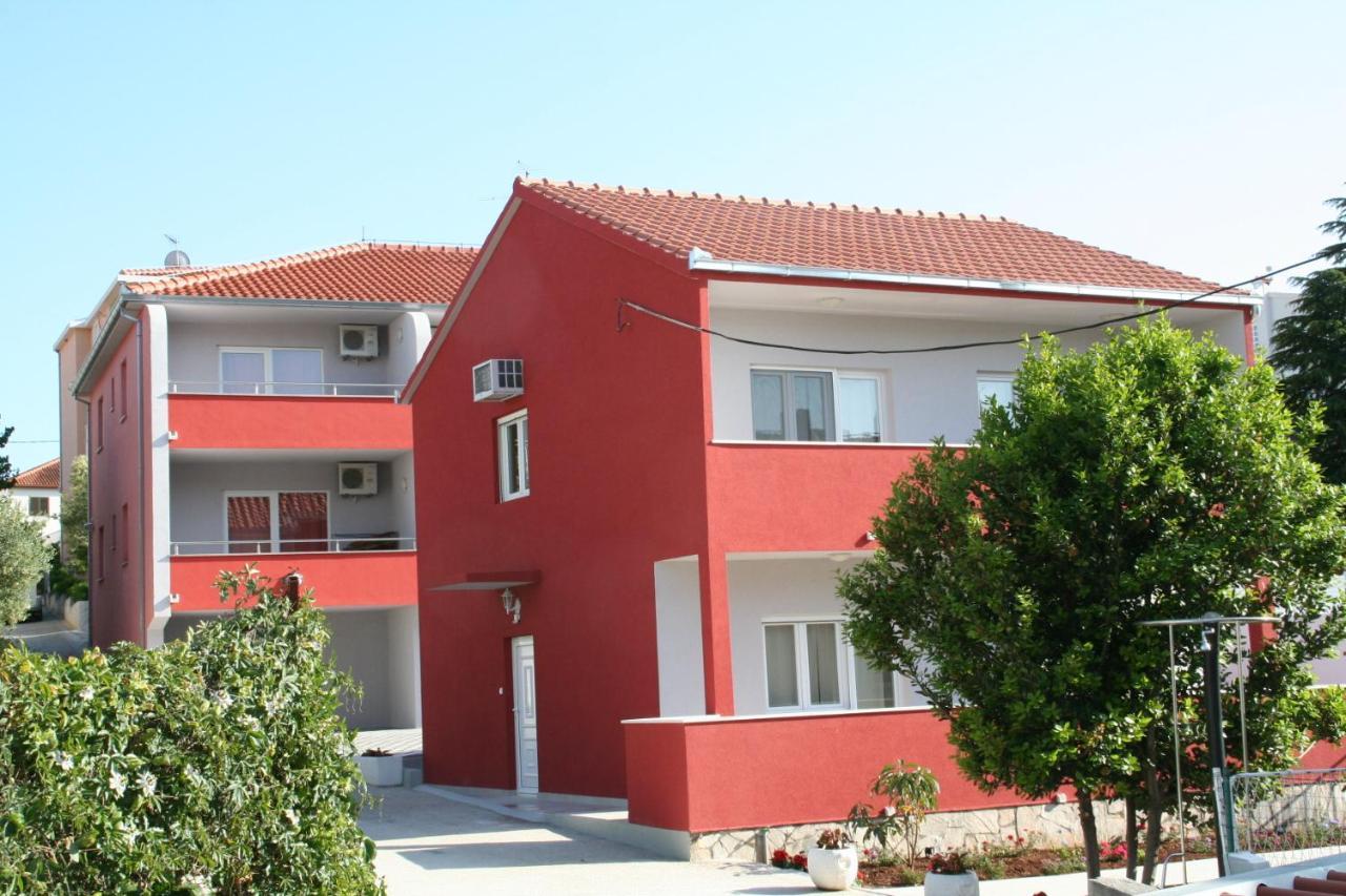 Apartments Stina Seget Vranjica Exterior foto