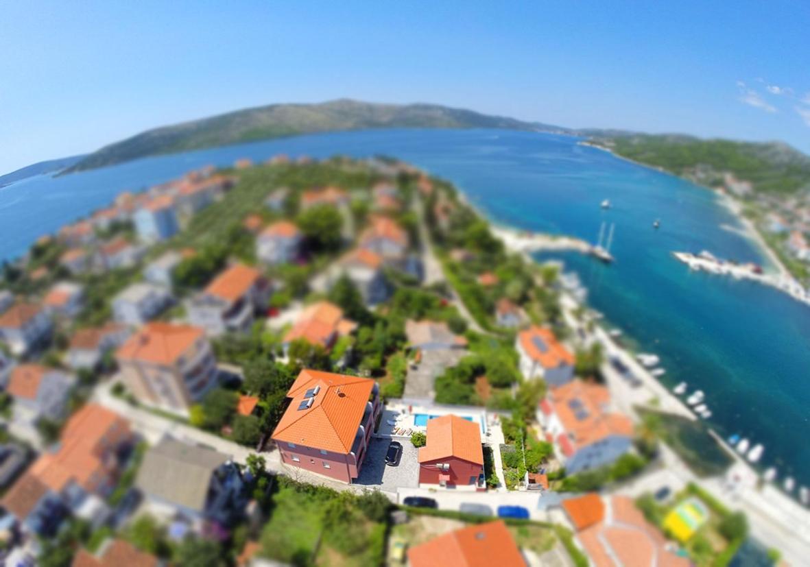 Apartments Stina Seget Vranjica Exterior foto